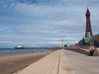 Zevk plaj ve Blackpool Tower