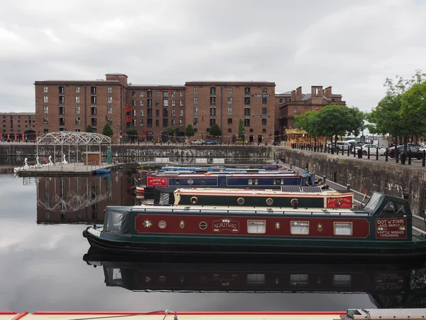 Albert Dock och Salthouse docka i Liverpool — Stockfoto