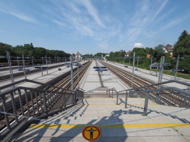 Berlin'de Olympiastadion S-Bahn istasyonu