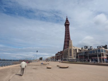 Blackpool Tower Blackpool Pleasure Beach üzerinde