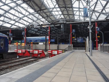Liverpool Street İstasyonu kireç
