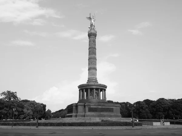 Angyal szobor Berlinben fekete-fehérben — Stock Fotó