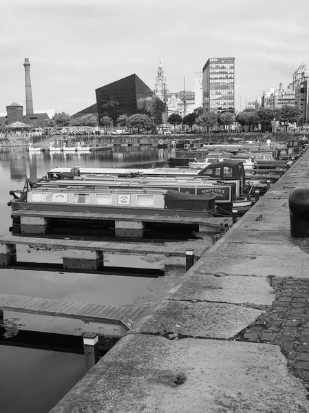 Albert Dock e Salthouse attraccano a Liverpool — Foto Stock