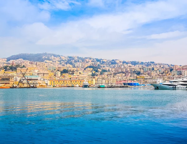 Cenova İtalya Hdr denizden görünüm — Stok fotoğraf