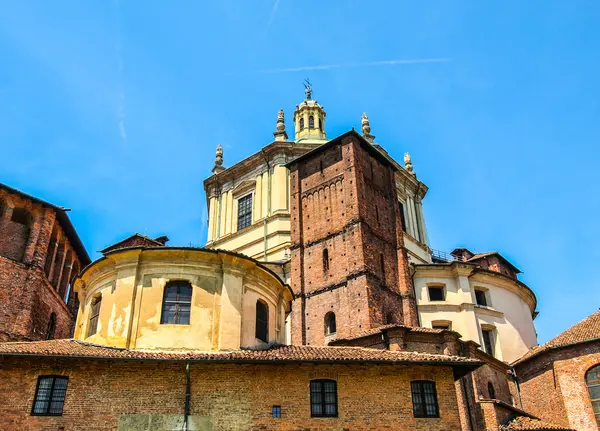 Kościół Sant Eustorgio, Mediolan Hdr — Zdjęcie stockowe