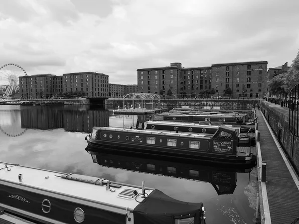 Albert Dockin ja Salthousen satama Liverpoolissa — kuvapankkivalokuva