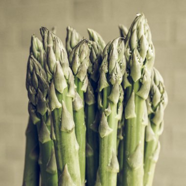 Kuşkonmaz, sebze, doyumsuz.