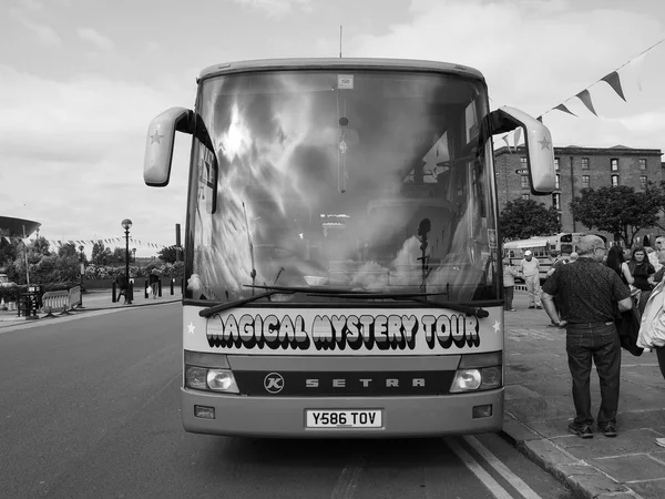 Magical Mystery Tour bussen i Liverpool — Stockfoto