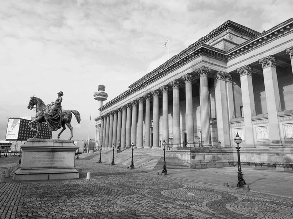 Standbeeld van koningin Victoria in St George Hall in Liverpool — Stockfoto