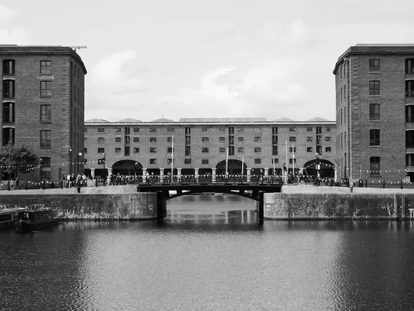 Αποβάθρα Albert Dock και Salthouse στο Λίβερπουλ — Φωτογραφία Αρχείου