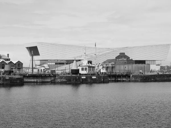 Waterfront in Liverpool — Stock Photo, Image