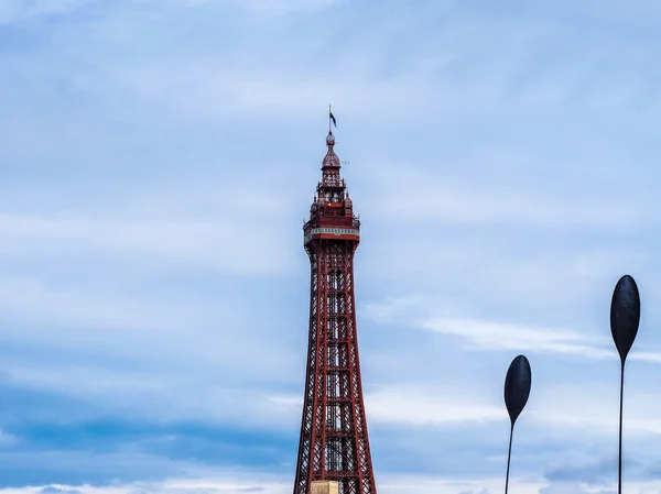 Blackpool Torre sulla spiaggia di piacere in Blackpool hdr — Foto Stock