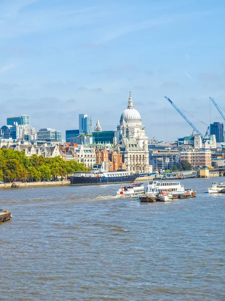 Río Támesis en Londres HDR — Foto de Stock