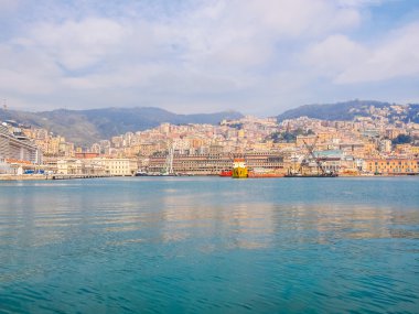 Cenova İtalya Hdr denizden görünüm