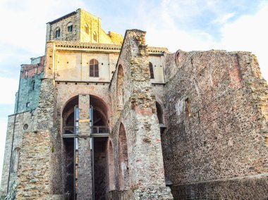 Sacra di San Michele Manastırı HDR