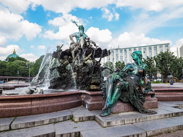 Berlin (Hdr Neptunbrunnen çeşme) — Stok fotoğraf