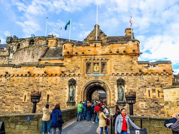 Эдинбургский замок (HDR) ) — стоковое фото