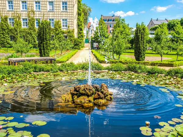 Prinz-Georg-Garten in Darmstadt hdr — Stockfoto