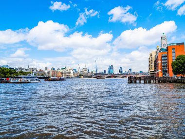 Londra 'daki Thames Nehri HDR