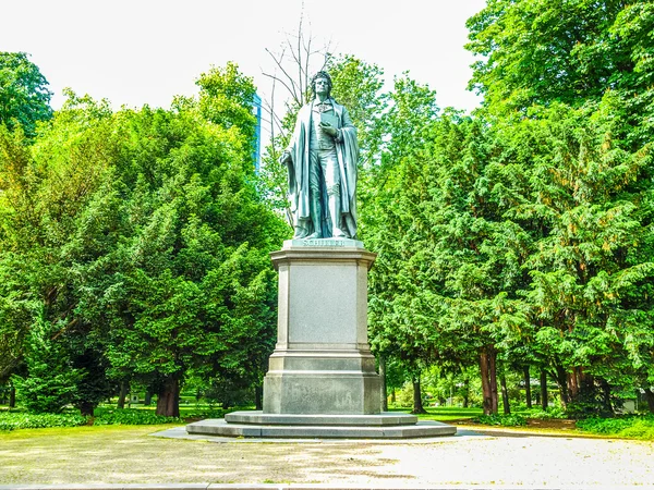 Schillerstatue in Frankfurt hdr — Stockfoto