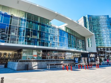 Milan İtalya (Hdr içinde gökdelenler)
