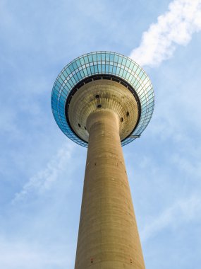 Düsseldorf Rheinturm, Almanya Hdr