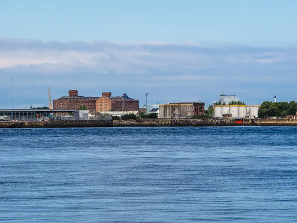 Blick auf Birkenhead in Liverpool HDR — Stockfoto