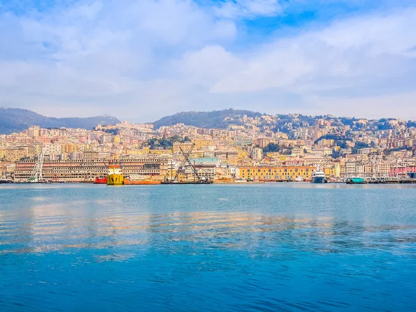 Vista de Génova Italia desde el mar HDR —  Fotos de Stock