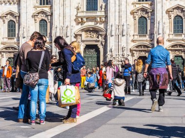 Milano Katedrali'ne (Hdr)