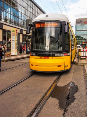 (Hdr Berlin'de tramvay)