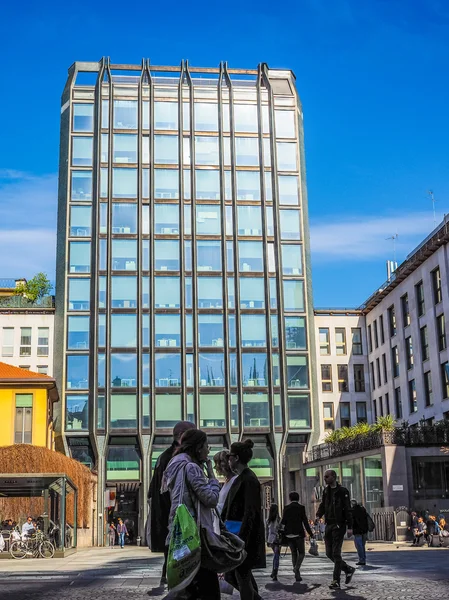 Torre tirrena in Mailand (hdr)) — Stockfoto