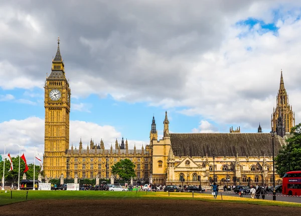 Praça do Parlamento em Londres (HDR ) — Fotografia de Stock