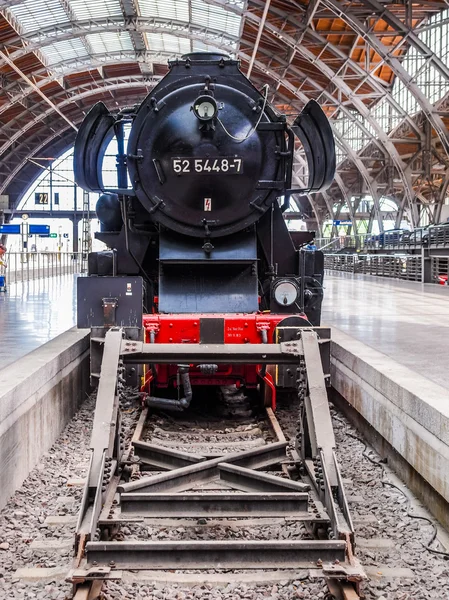 Historical DR locomotive in Leipzig Hbf (HDR) — Stock Photo, Image