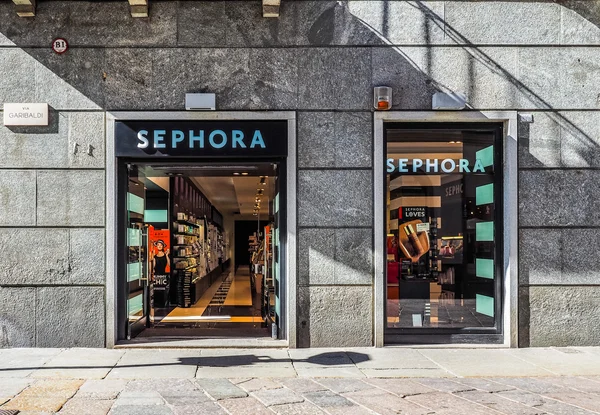 Sklep Sephora w Turynie (HDR) — Zdjęcie stockowe