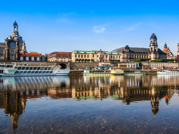 Дрезден Хофкирхе (HDR) ) — стоковое фото