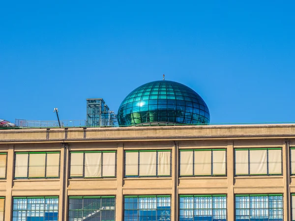 Centro de conferencias Lingotto en Turín (HDR ) — Foto de Stock