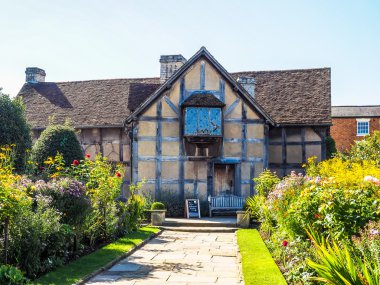 Shakespeare birthplace in Stratford upon Avon (HDR) clipart