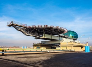 Lingotto konferans merkezi Torino'da (Hdr)