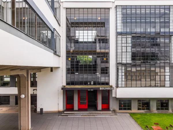 Bauhaus Dessau (HDR) — Stockfoto