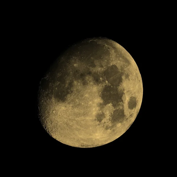 Почти полная лунная сепия — стоковое фото