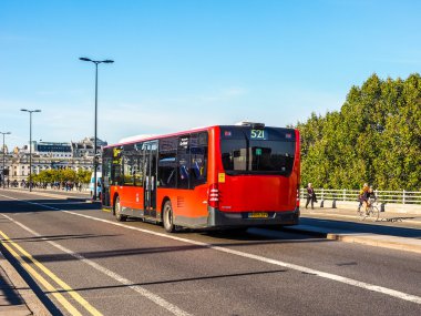 Londra (Hdr kırmızı otobüs)