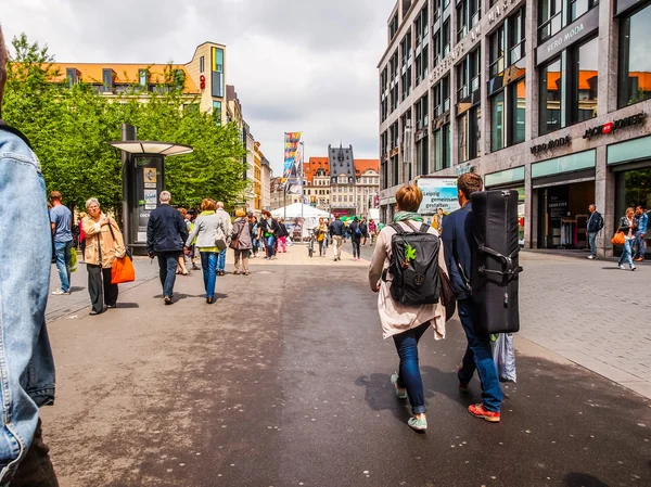 Turisti a Lipsia Germania (HDR ) — Foto Stock