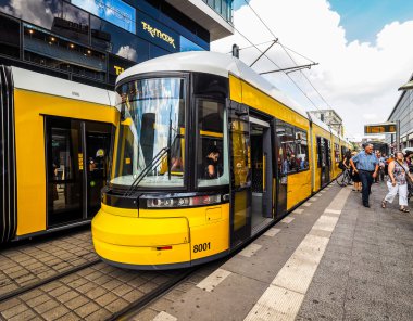 (Hdr Berlin'de tramvay)