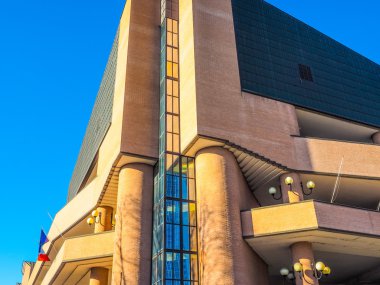 Turin Adliyesi (Hdr)