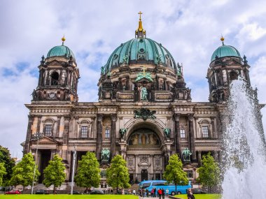 Berliner Dom (HDR)