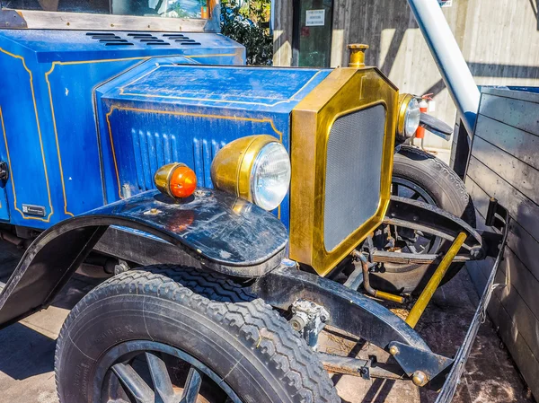 Fernet Branca vrachtwagen (Hdr) — Stockfoto