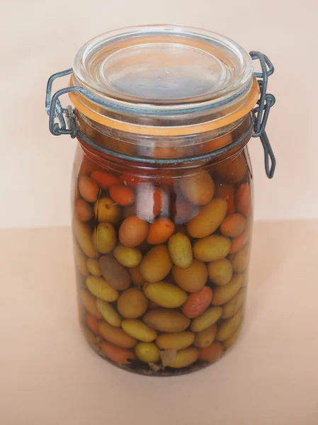 Olives légumes en saumure — Photo