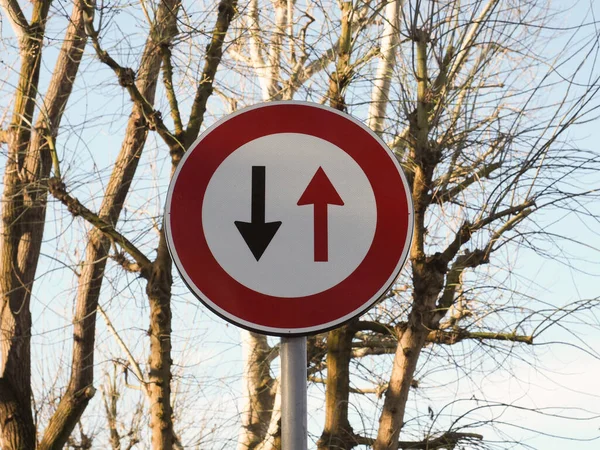 Warning signs, two way traffic traffic sign