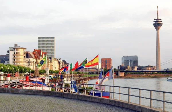 Duesseldorf Panorama Con Río Rin Rin Alemania — Foto de Stock