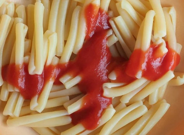 Pasta Tomaatin Kanssa Englannin Lippuna — kuvapankkivalokuva